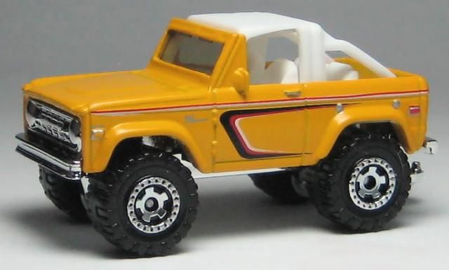 Matchbox 1972 Ford Bronco - Ready For Action toy car collectible - Main Image 2