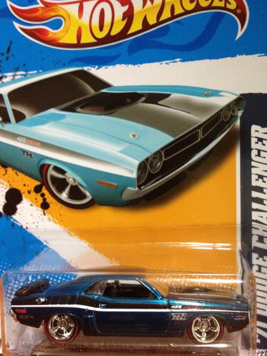 71 Dodge Challenger - ’12 Treasure Hunt toy car collectible - Main Image 1