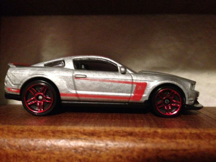 12 Ford Mustang Boss  toy car collectible - Main Image 2