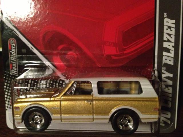Hot Wheels Garage - Hot Wheels Garage toy car collectible - Main Image 2