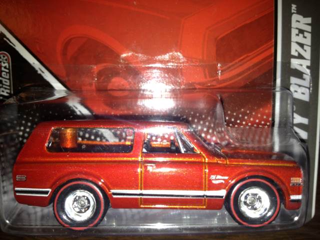 Hot Wheels Garage - Hot Wheels Garage toy car collectible - Main Image 2
