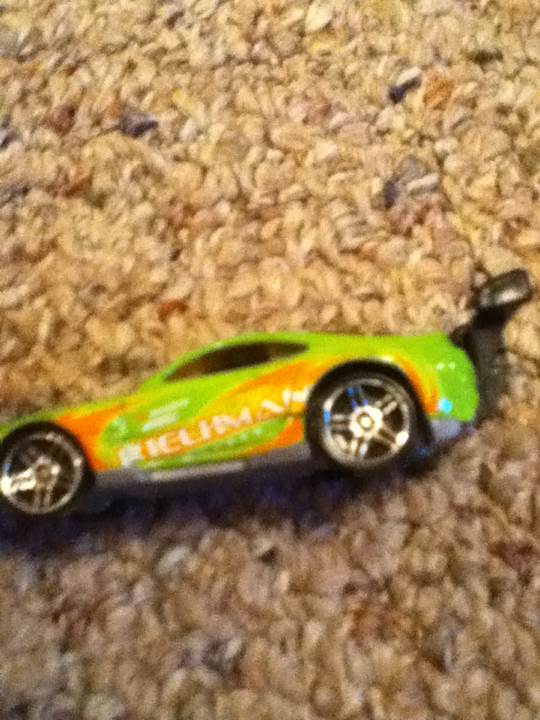 Super Tsunami Green With Graphics toy car collectible - Main Image 2