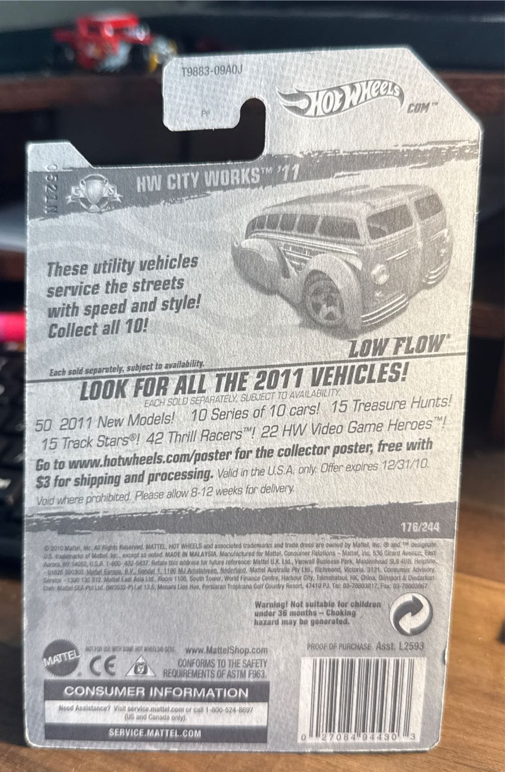 Low Flow - HW City Works ’11 toy car collectible - Main Image 4