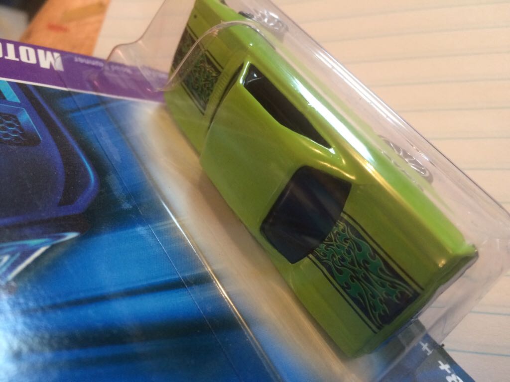 ’70 Plymouth Road Runner - Exclusive Set toy car collectible - Main Image 2