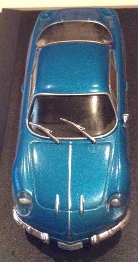 Renault Dinalpin Berlinette A-110 (1972) - China toy car collectible - Main Image 2