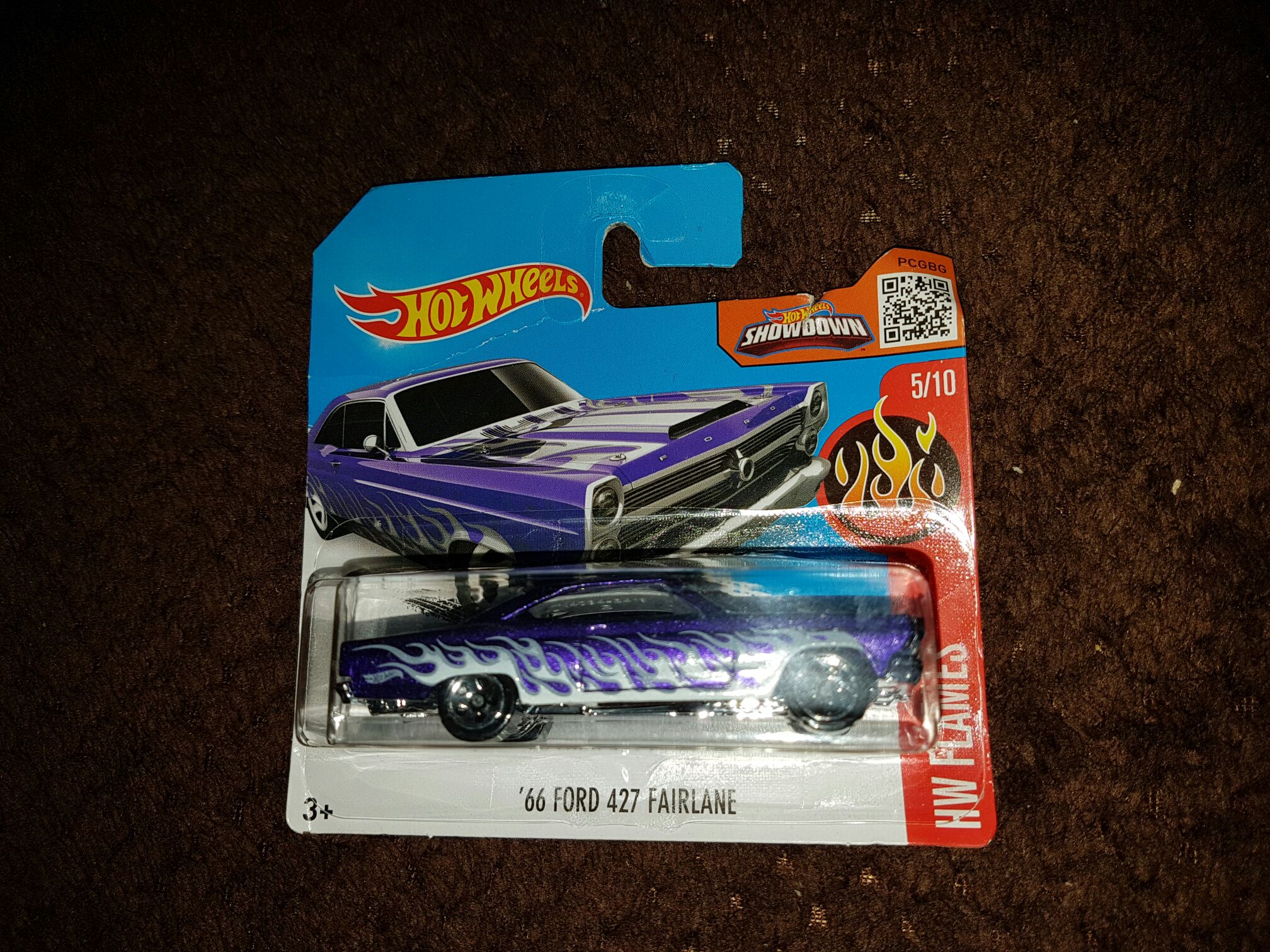 Ford 427 Fairlane (HW) - HW Flames 2016 toy car collectible - Main Image 1