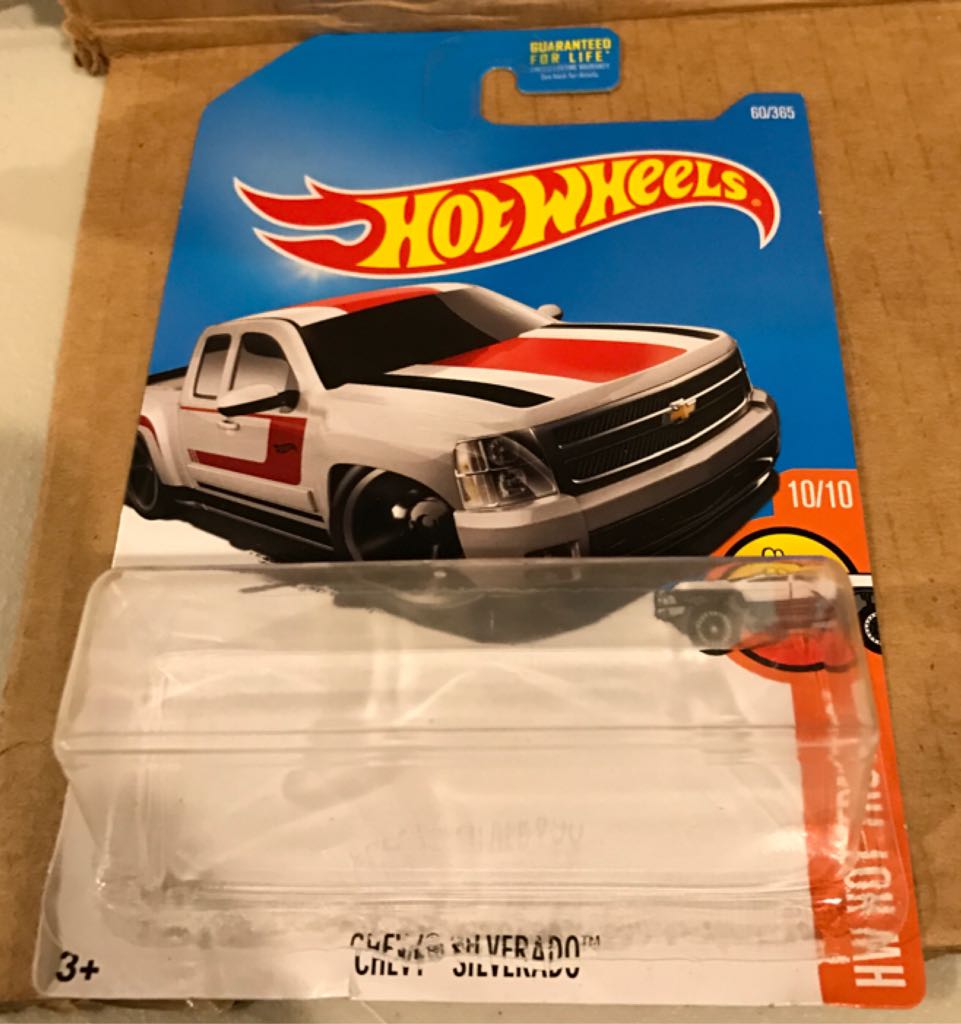 Chevy Silverado - ’17 HW Hot Trucks toy car collectible - Main Image 2