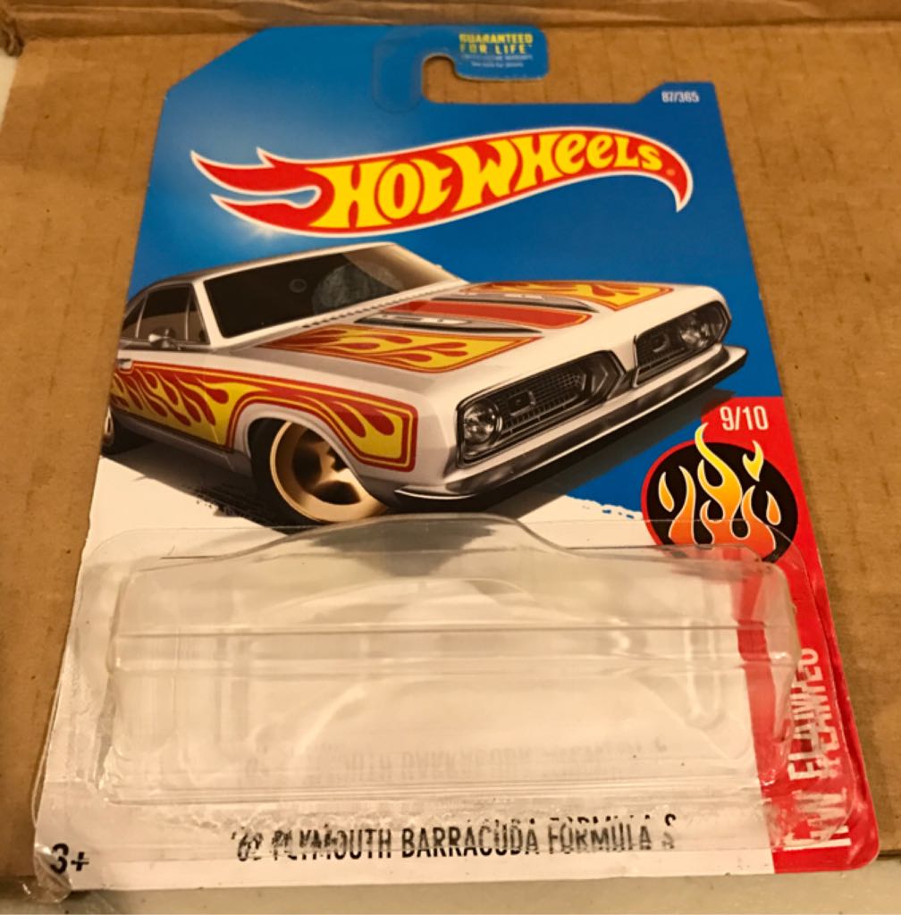 Plymouth Barracuda Formula S ’68 - ’17 HW Flames toy car collectible - Main Image 2