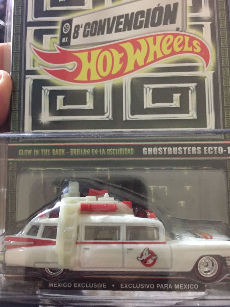 Ghostbusters Ecto 1  toy car collectible - Main Image 1