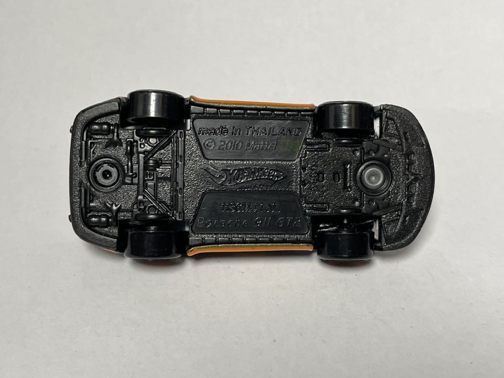 Porsche 911 GT2 - Speed Machines toy car collectible - Main Image 4