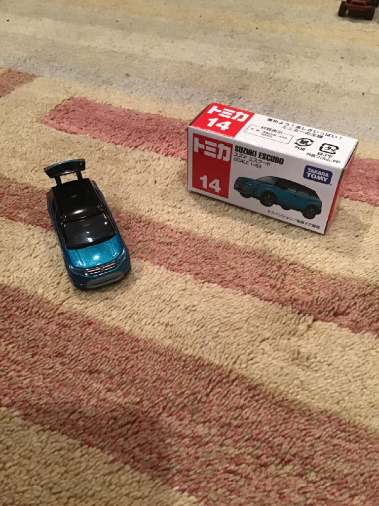 Suzuki Escudo - Takara Tomy Regular toy car collectible - Main Image 2