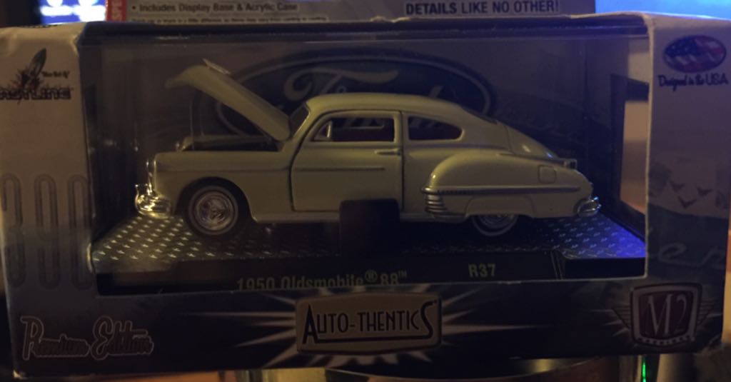 Pro Rodz Stylers ’60 Pontiac Bonneville