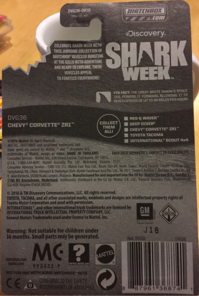 Corvette ZR1 DVG36-0910 - Shark Week toy car collectible - Main Image 2