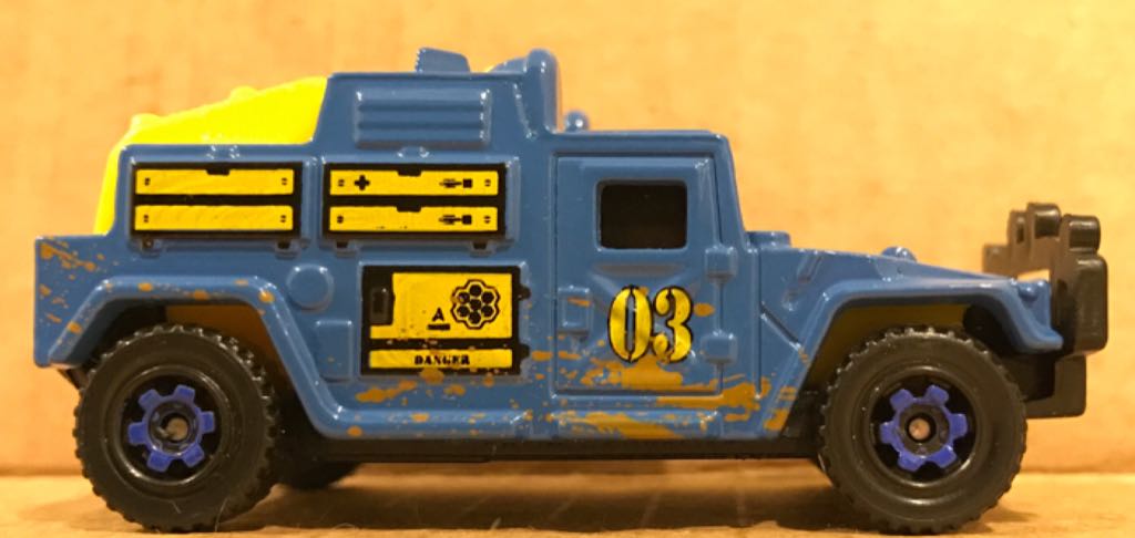 Hummer W/ramp - MBX Explorers toy car collectible - Main Image 1