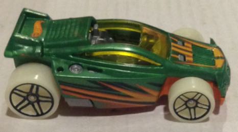 *Dodge Challenger Concept, Pearl Yellow w/flames