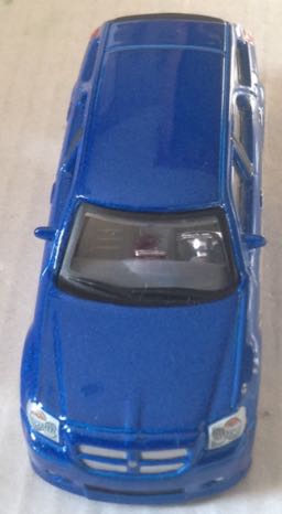 Camioneta Dodge Magnum R/T Azul Metalico - Maisto toy car collectible - Main Image 2