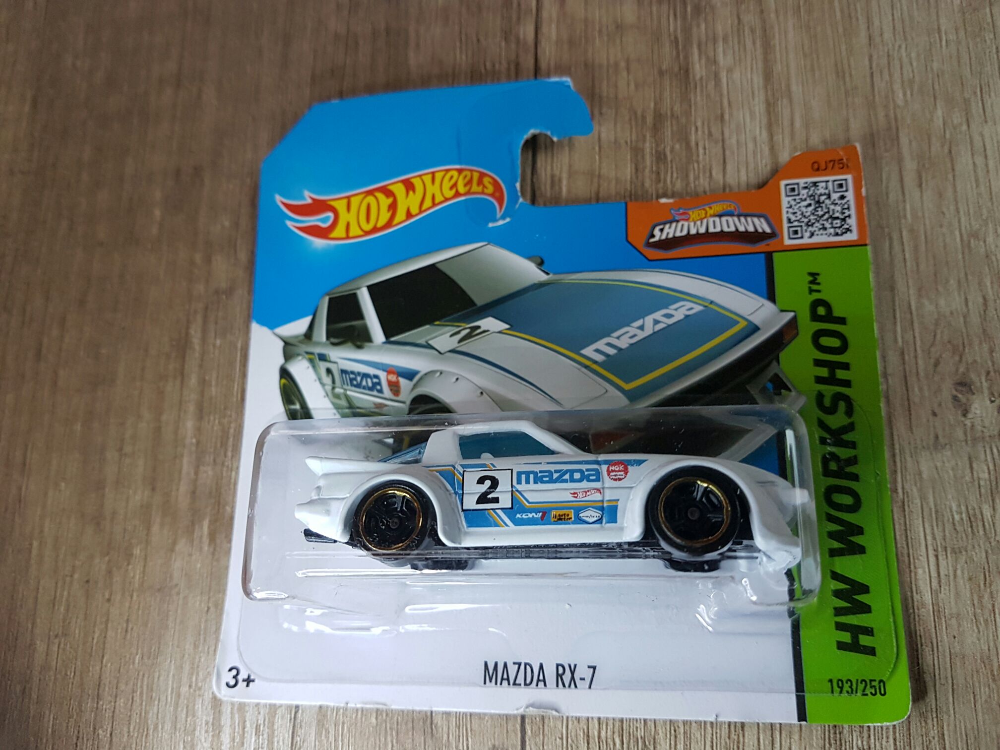 Mazda RX-7 (HW) - HW Workshop 2015 toy car collectible - Main Image 2