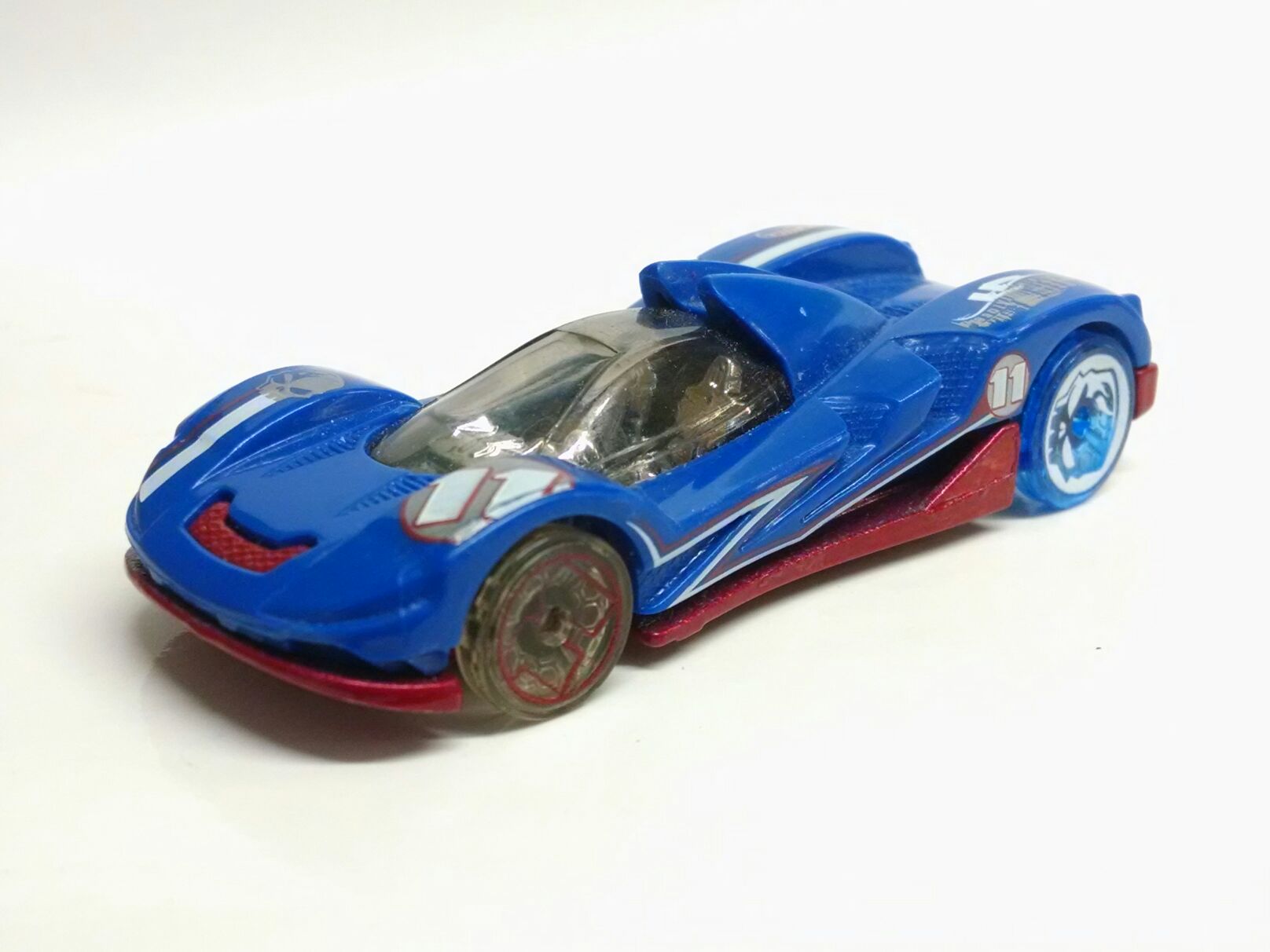 Boulevard - Volkswagen Beetle