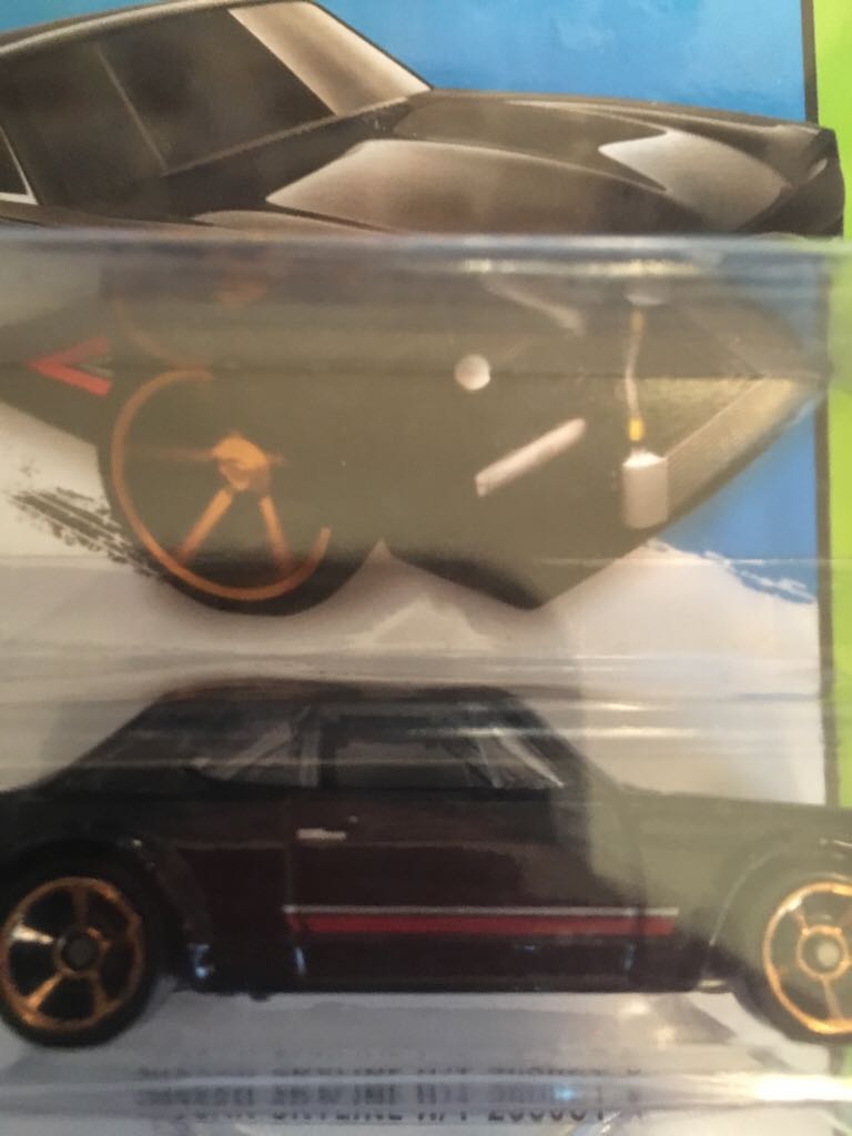 Nissan Skyline H/T 2000GT-X - 14 Hw Workshop Then And Now toy car collectible - Main Image 2