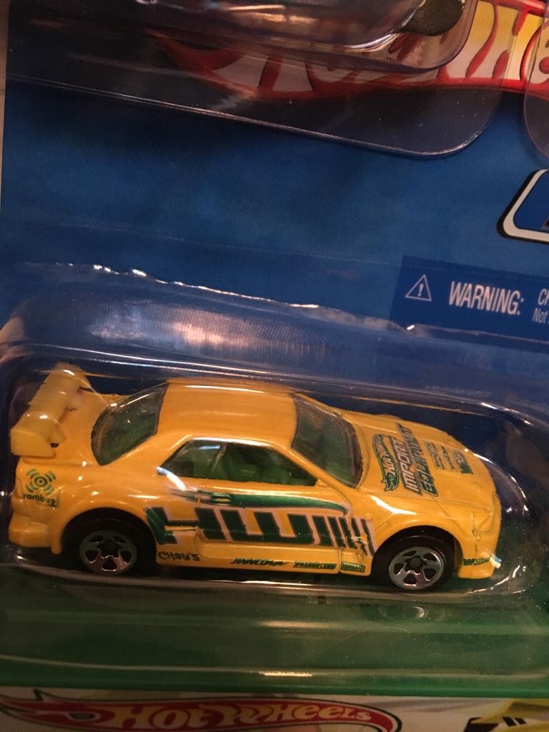 Nissan Skyline R32 Truckin Transporter Playset  toy car collectible - Main Image 2