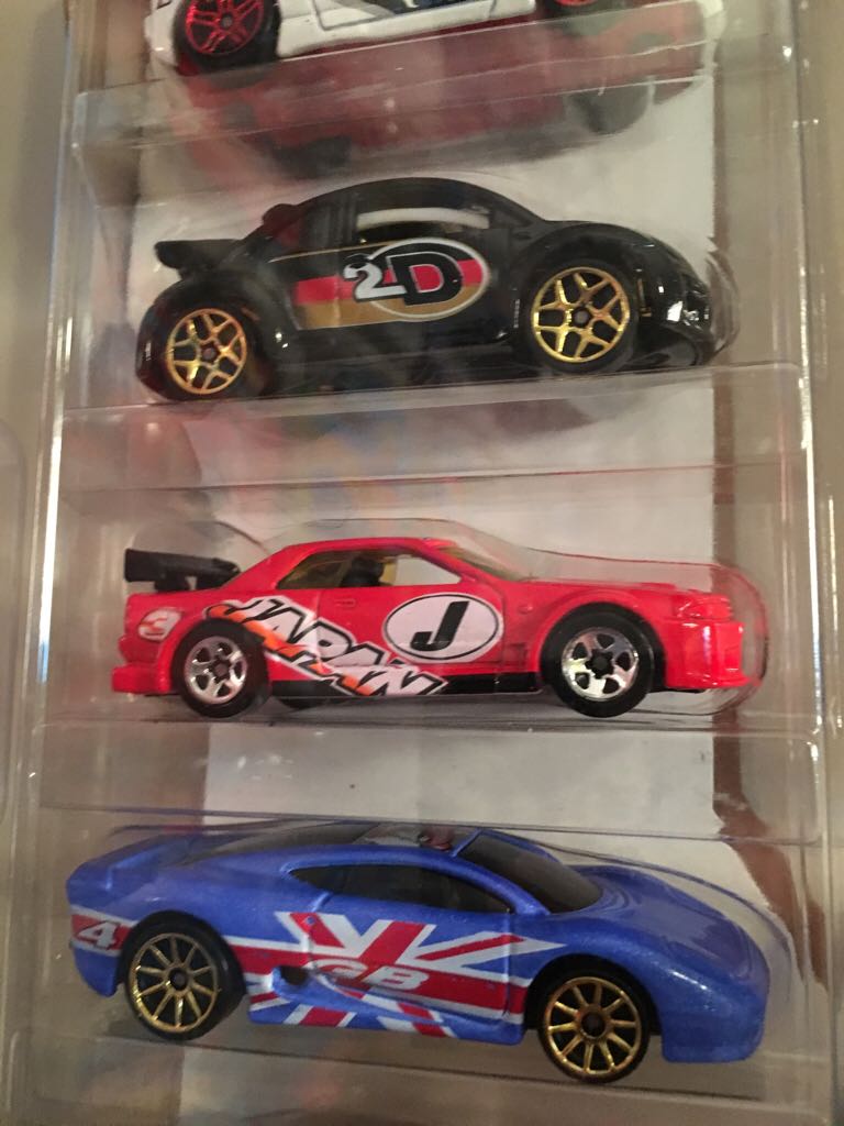 Nissan Skyline R32 Flag Flyers 5 Pack With Rare MC5 Wheel Variation  toy car collectible - Main Image 2