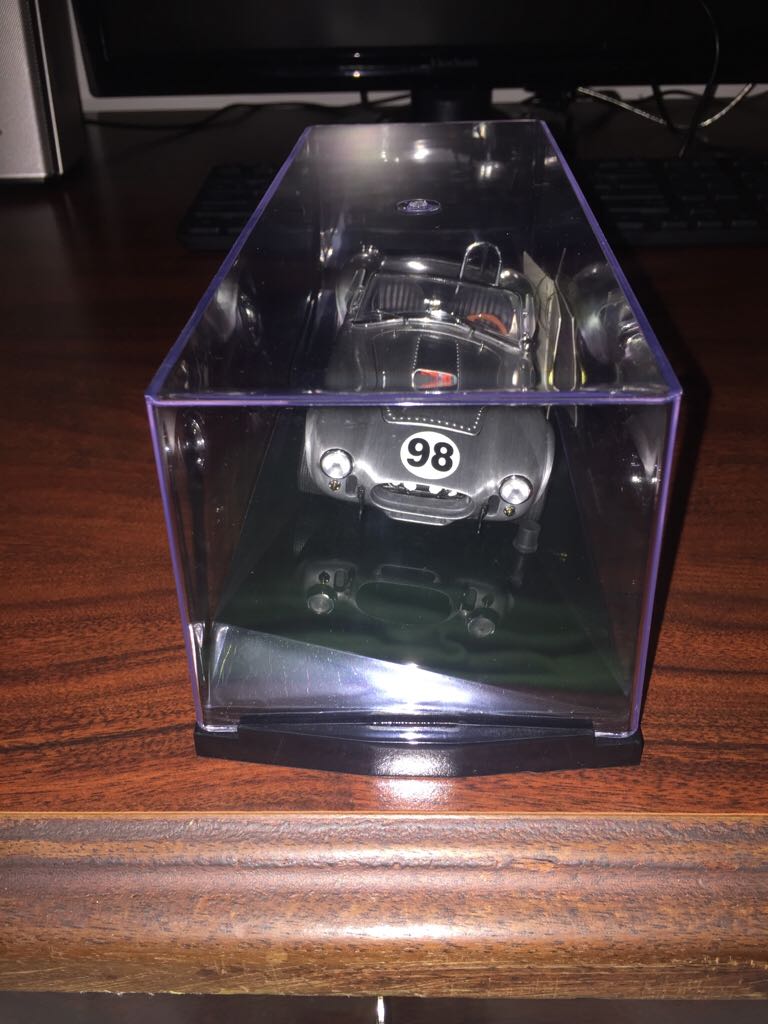 Shelby Cobra 427 S/C  toy car collectible - Main Image 2