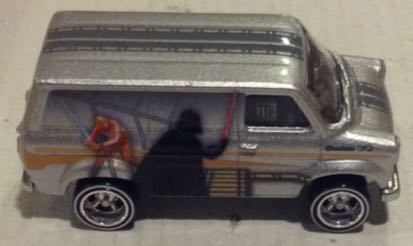 Premium Ford Transit Supervan Star Wars DIE-CAST Dark Vader - Pop-Culture : Star Wars Ralph McQuarrie toy car collectible - Main Image 2