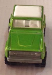 Ford Bronco 4x4 Verde World Travels - Hot Wheels toy car collectible - Main Image 2