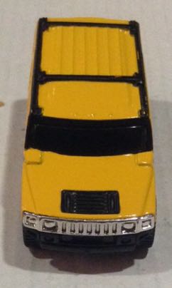 Hummer H2 Amarilla - Maisto toy car collectible - Main Image 2
