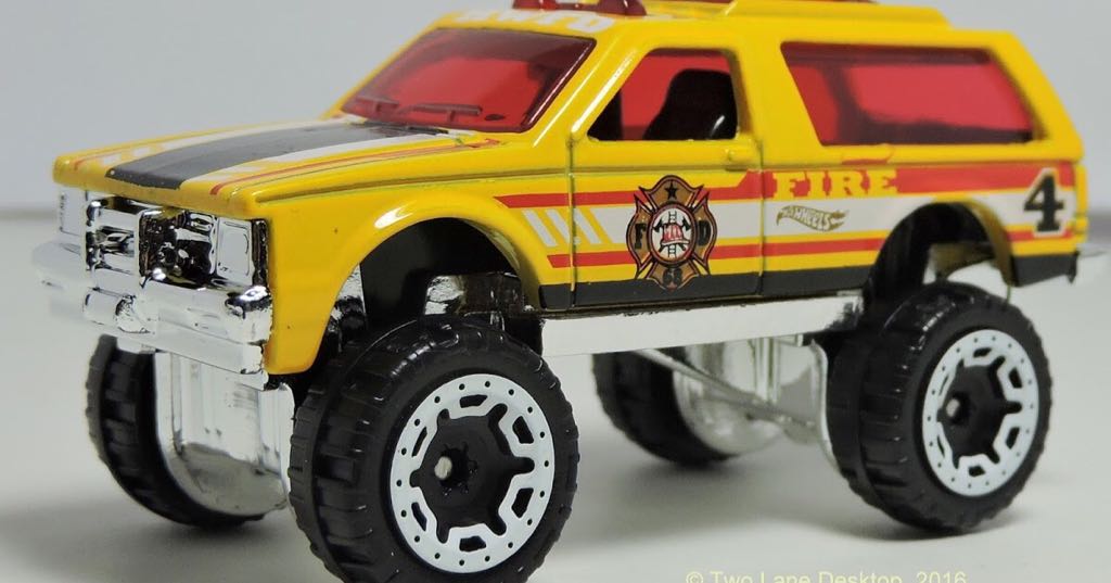 Chevy Blazer 4X4 - HW Rescue toy car collectible - Main Image 2