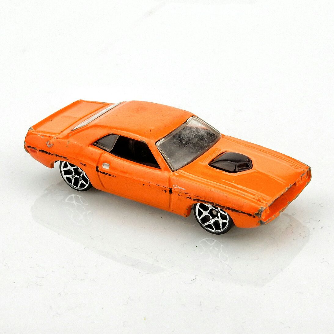 Hemi Challenger ’70 (HW) - First Editions 2006 toy car collectible - Main Image 1