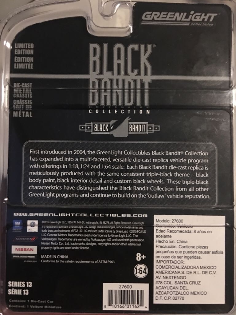 GL Black Bandit 2015 Nissan GT-R (R35) - 2015 Black Bandit Series 13 toy car collectible - Main Image 2