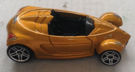 Hyundai Spyder Concept Oro - Hot Wheels toy car collectible - Main Image 1
