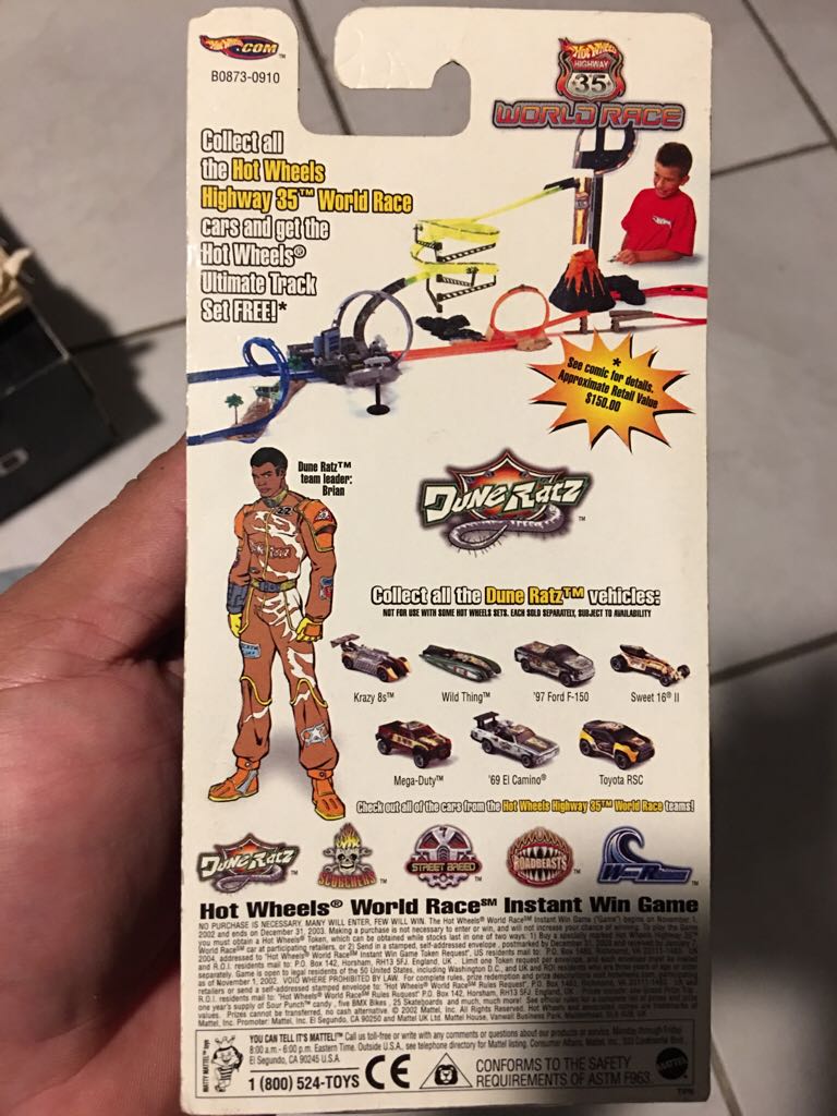 World Racer Mega-Duty Dune Ratz - Hot Wherls World Racers toy car collectible - Main Image 2