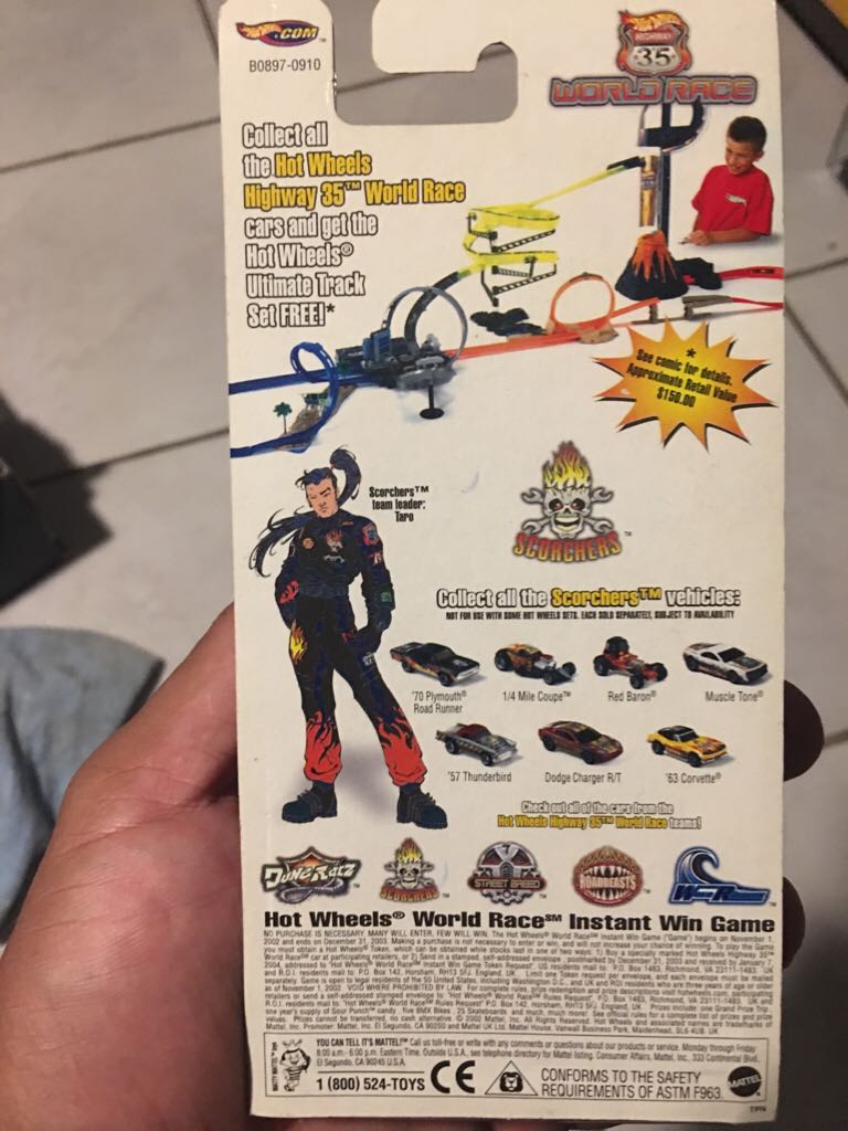 World Racer ’70 Plymouth Road Runner - Hot Wherls World Racers toy car collectible - Main Image 2