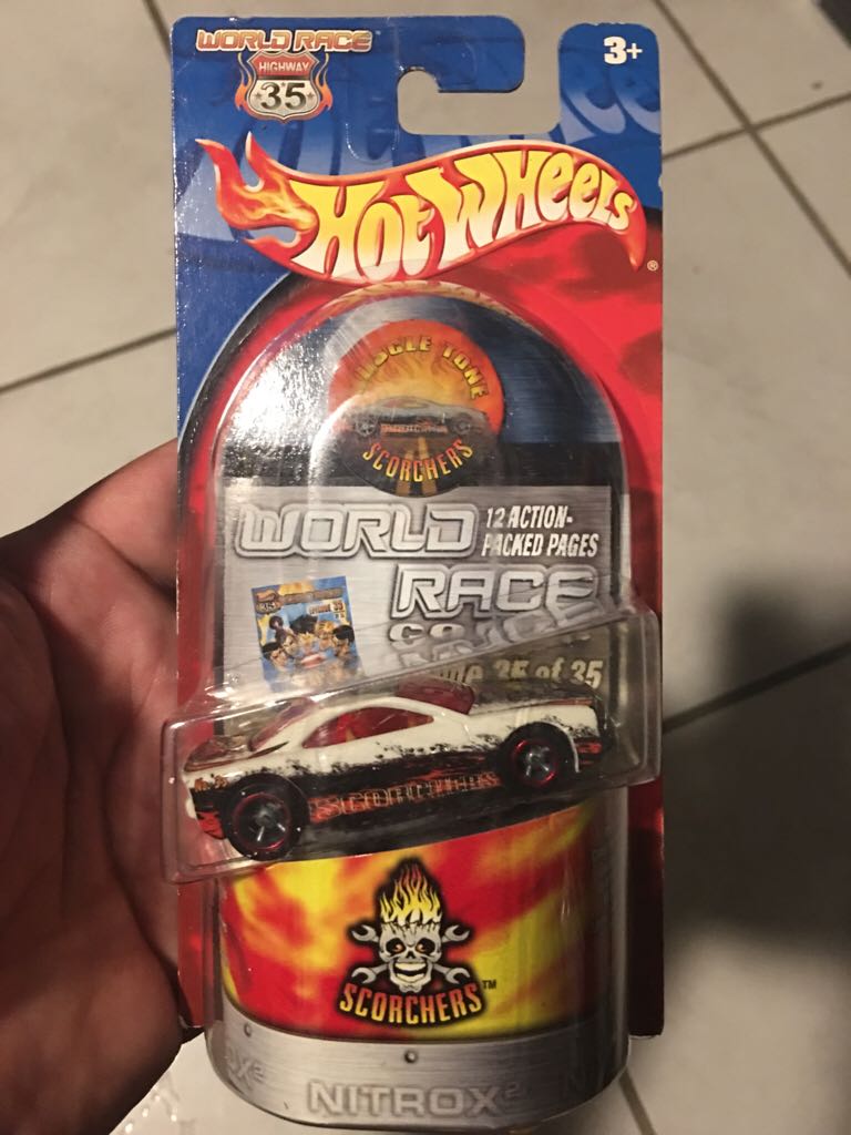 World Racer Muscle Tone - Hot Wherls World Racers toy car collectible - Main Image 1
