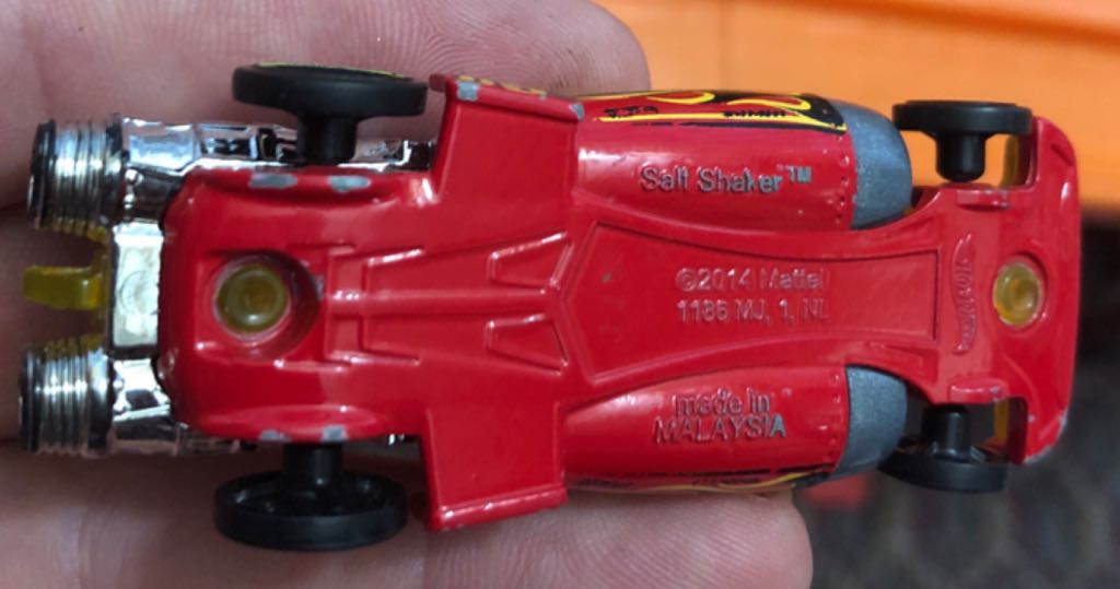 Salt Shaker  toy car collectible - Main Image 2