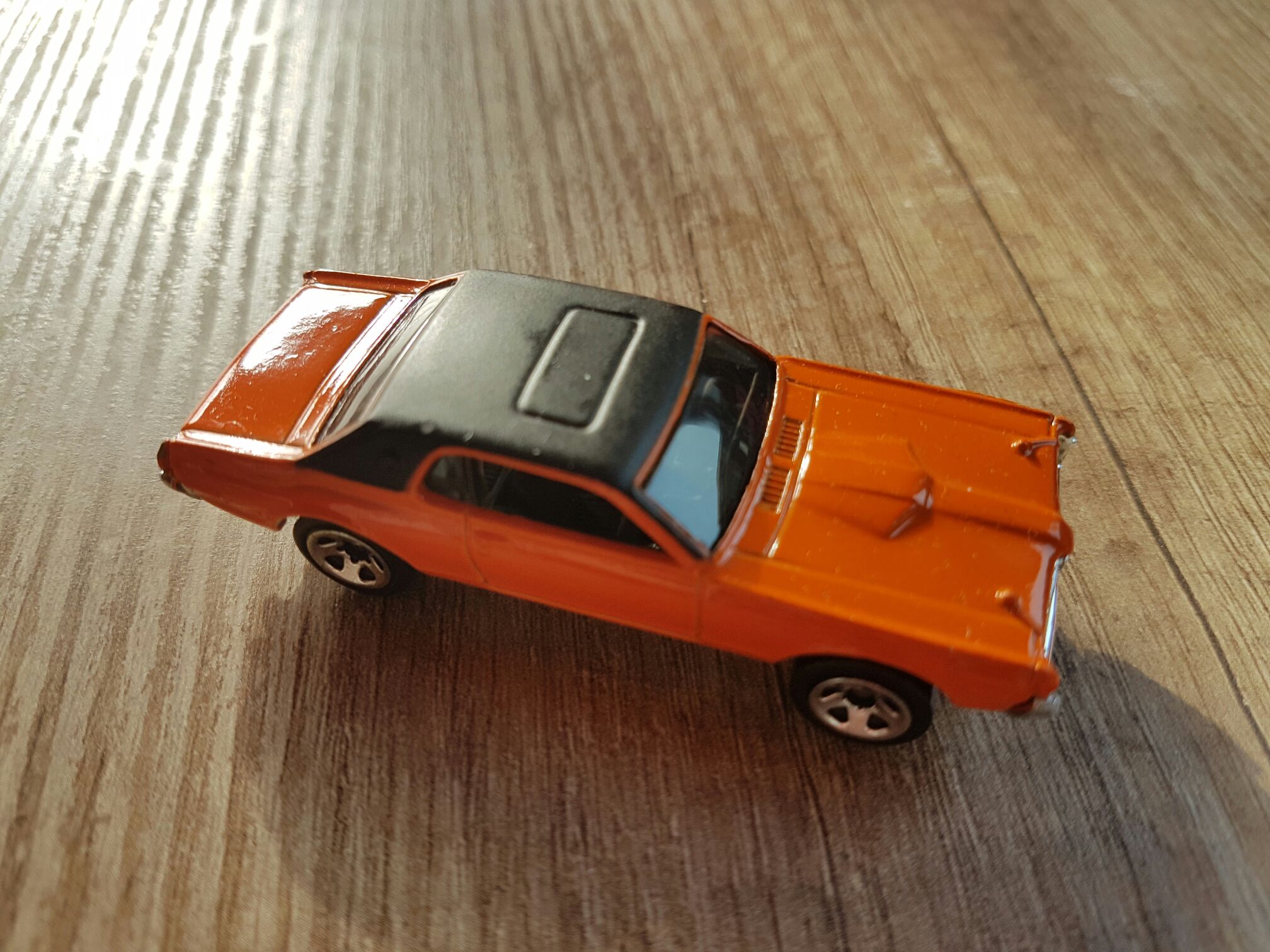 Loose Porsche 911 GT1