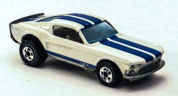 Mustang Stocker  toy car collectible - Main Image 1