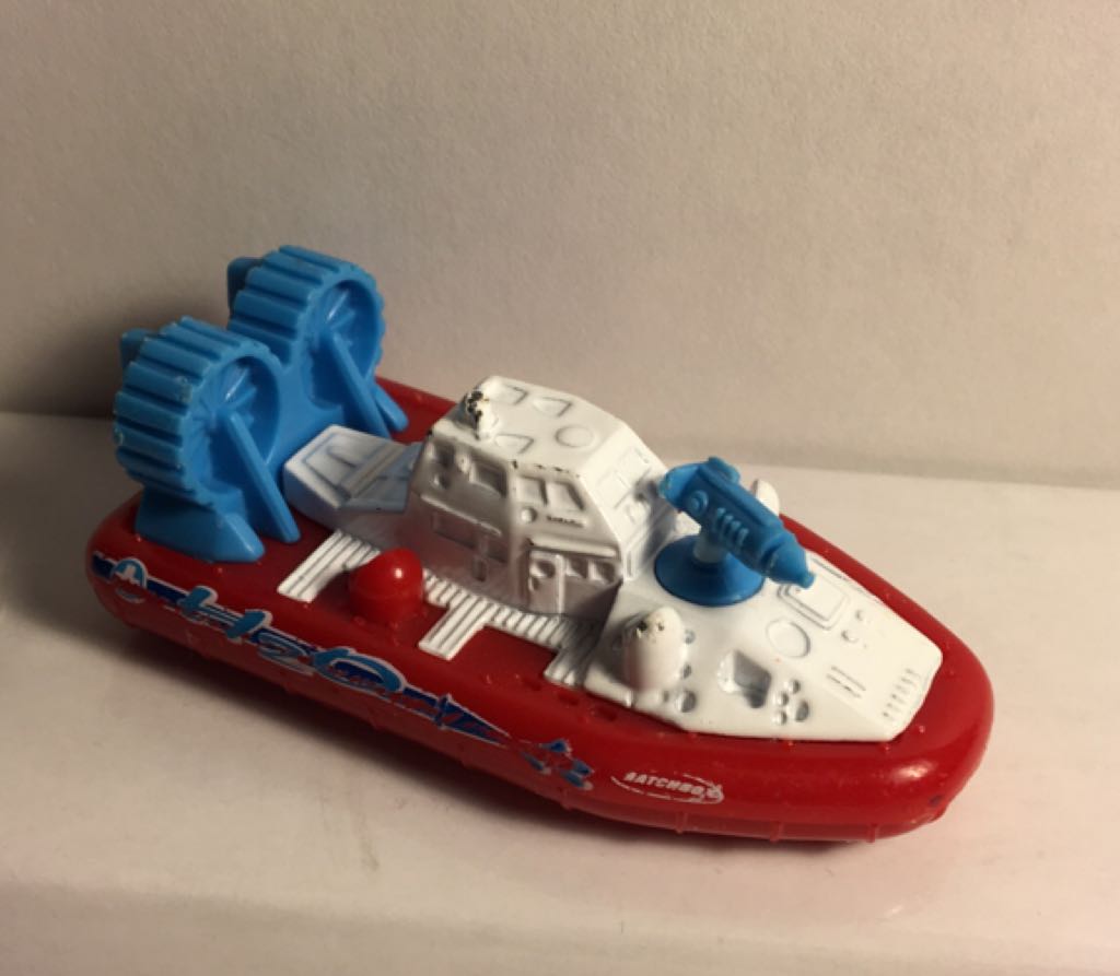 Hovercraft - Matchbox 75 toy car collectible - Main Image 1