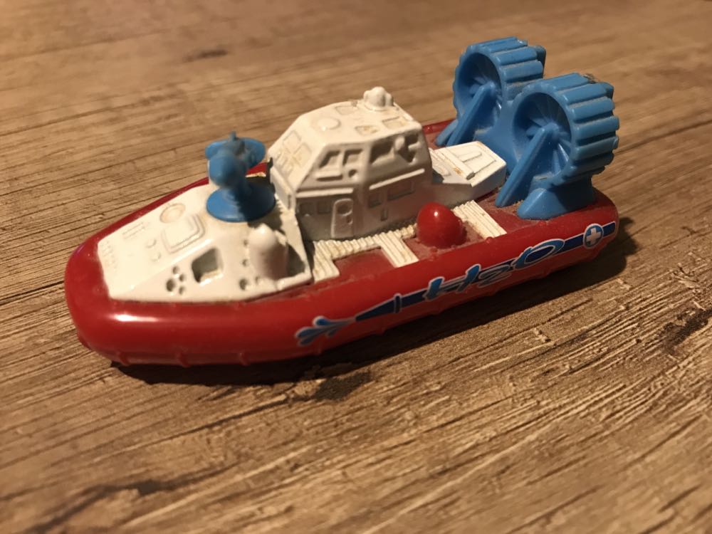Hovercraft - Matchbox 75 toy car collectible - Main Image 2