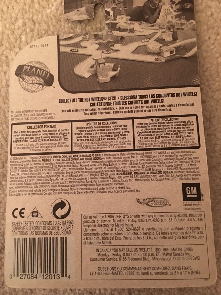 Vairy 8 Corvair toy car collectible - Main Image 2