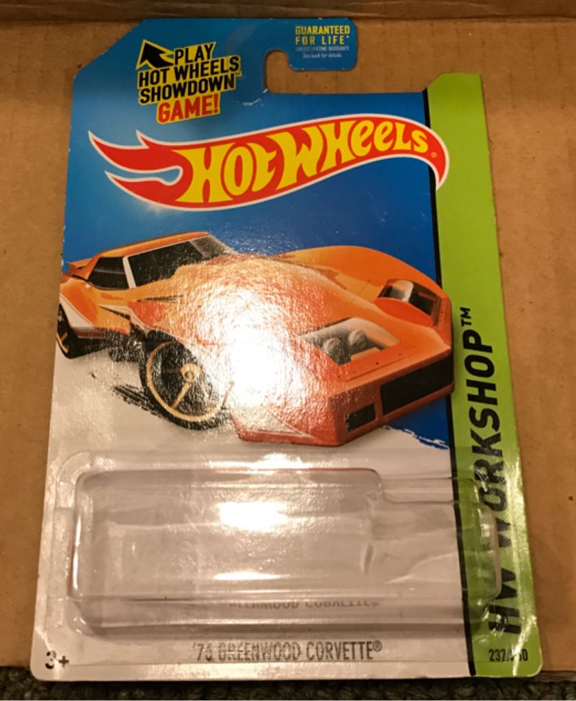 Corvette Greenwood ’76 - HW WORKSHOP toy car collectible - Main Image 2
