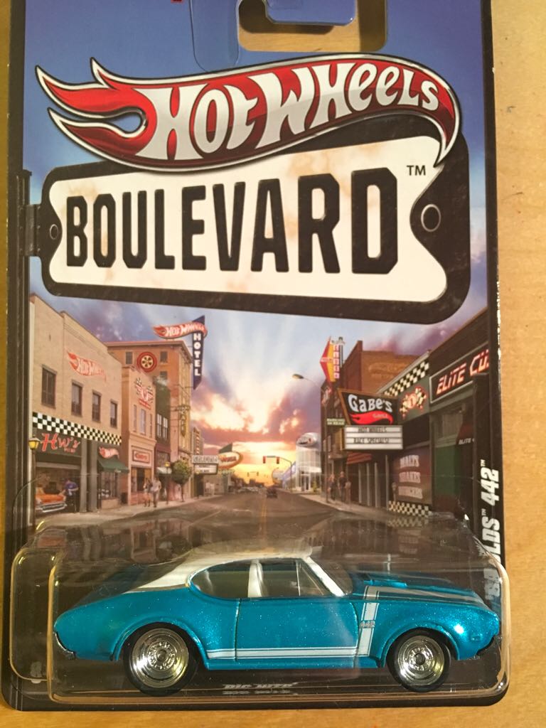 Boulevard - ’68 Olds 442 - 2012 Boulevard - Big Hits toy car collectible - Main Image 1