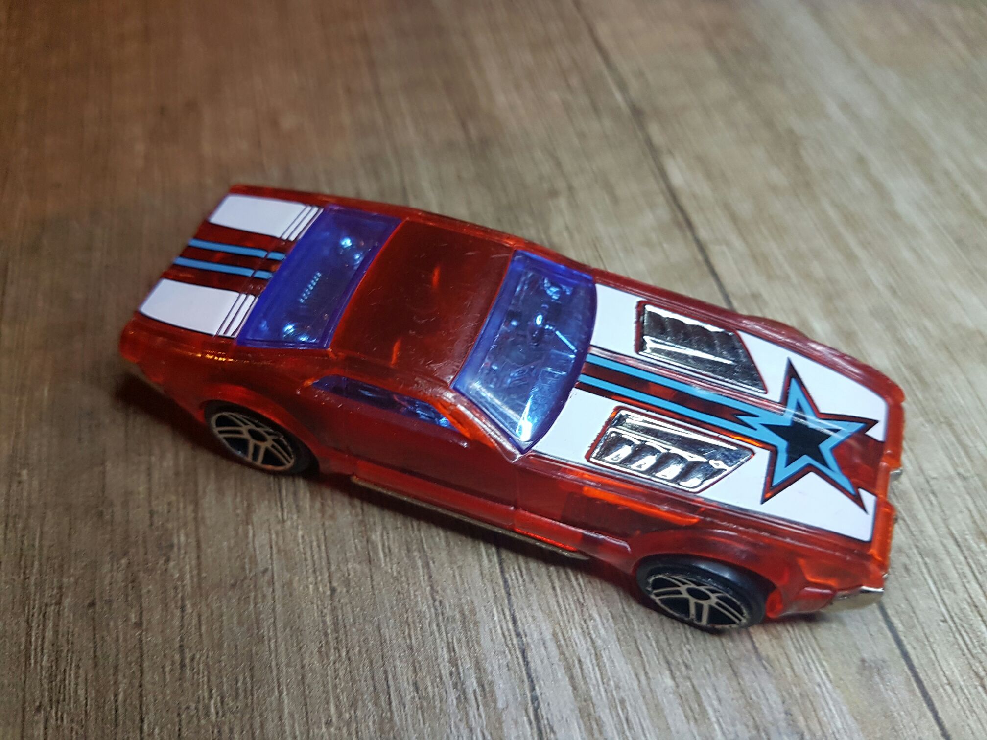 M2 Machines Chase 1965 Ford Econoline Van