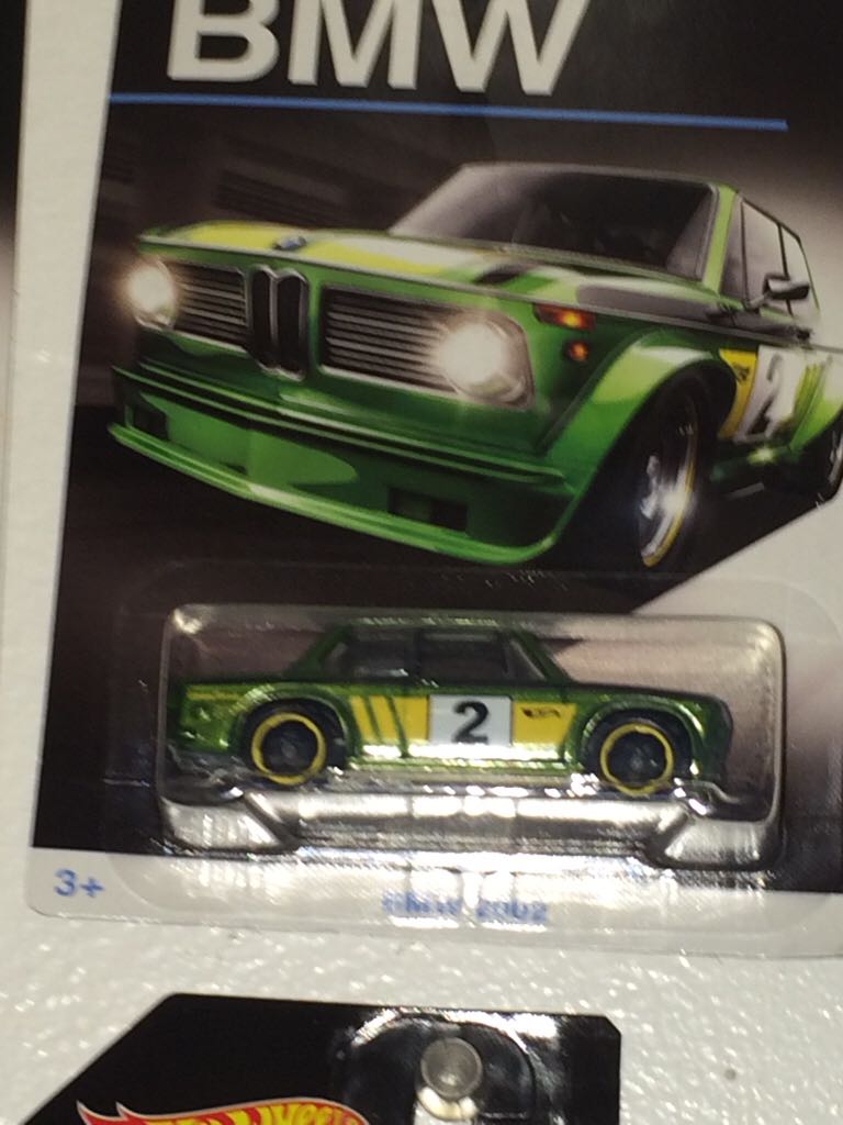 2018 Hot Wheels Black Panther Qombee