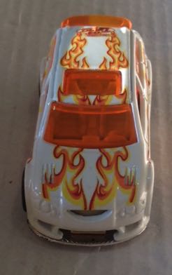 Audacious Blanco Con Flamas Naranjas - Hot Wheels toy car collectible - Main Image 2