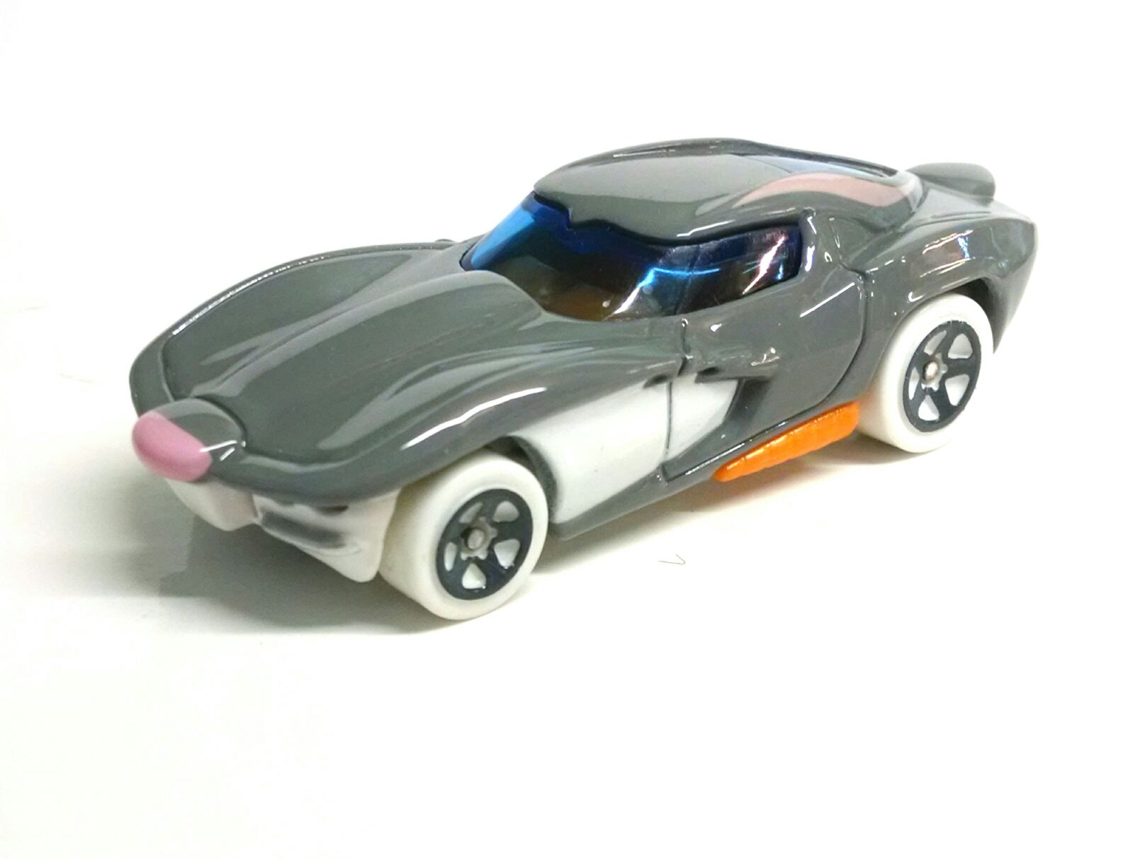Bugs Bunny - Looney Tunes toy car collectible - Main Image 2
