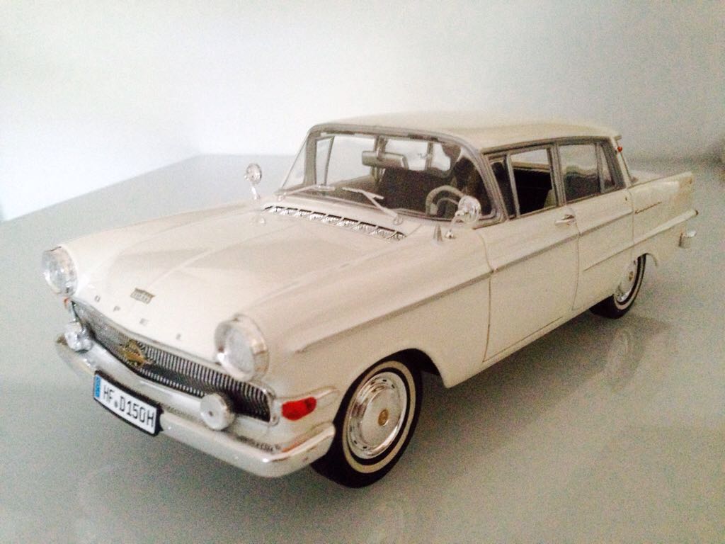 Opel Kapitan  toy car collectible - Main Image 2