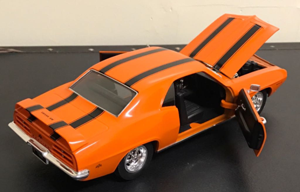 Pontiac - Trans Am toy car collectible - Main Image 2